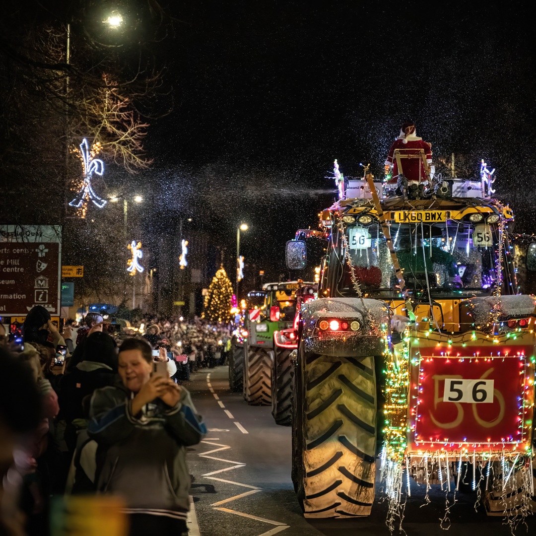 Tractor Run Crowd
